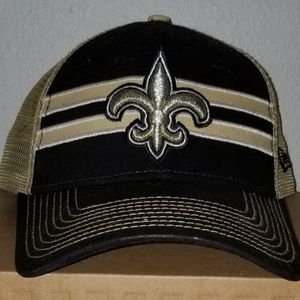 Snapback saints hat